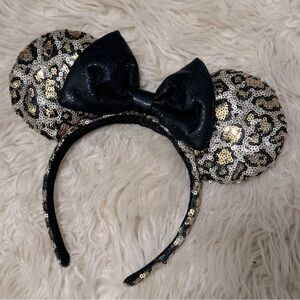 Disney Animal Kingdom Leppard Print Minnie Ears Headband